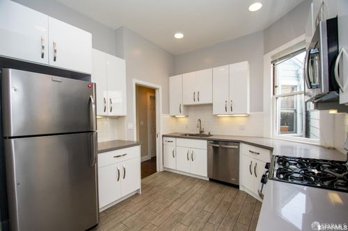 a-500 Eugenia Ave, San Francisco, CA, 94110-5542 | Card Image