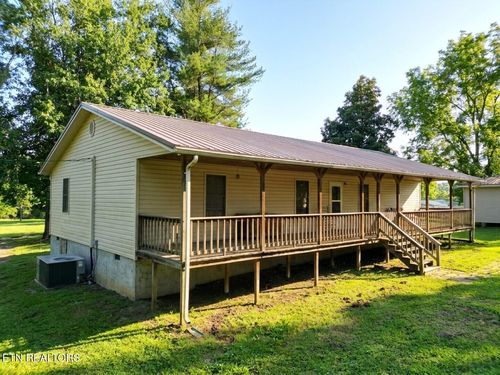 1207 Ray Brown Rd, Jamestown, TN, 38556-5557 | Card Image