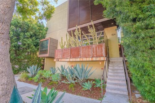 apt-5-1011 N Orange Grove Ave, West Hollywood, CA, 90046-6161 | Card Image