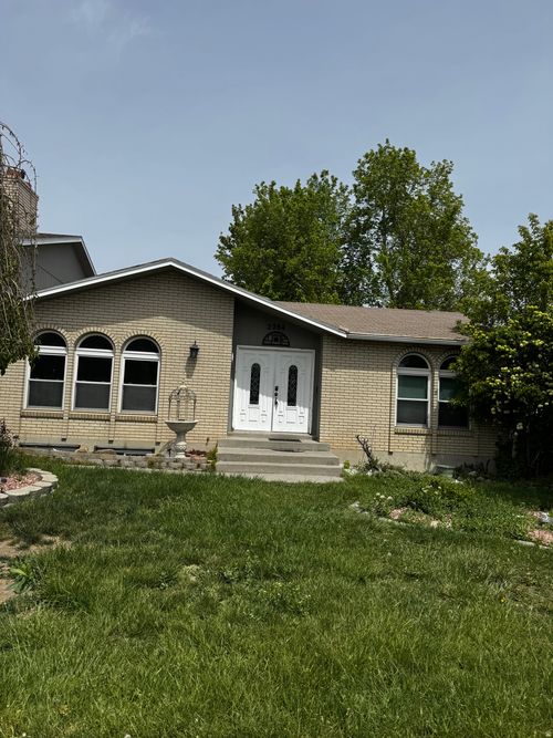 2284 W Zions Dr, Taylorsville, UT, 84129-1722 | Card Image