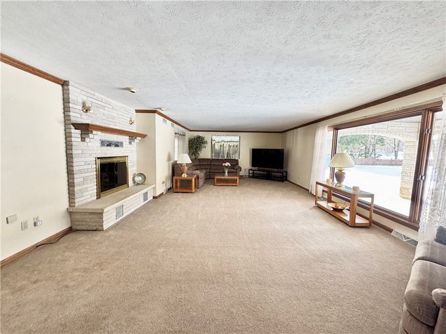 720 Cherriwood Rd, House other with 4 bedrooms, 3 bathrooms and 4 parking in Pulaski PA | Image 7