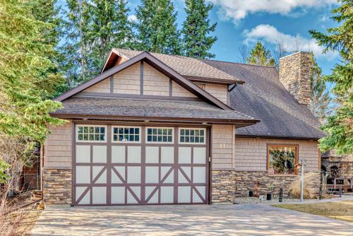 11 Hummingbird Lane, Half Moon Bay, AB, T4S1S1 | Card Image