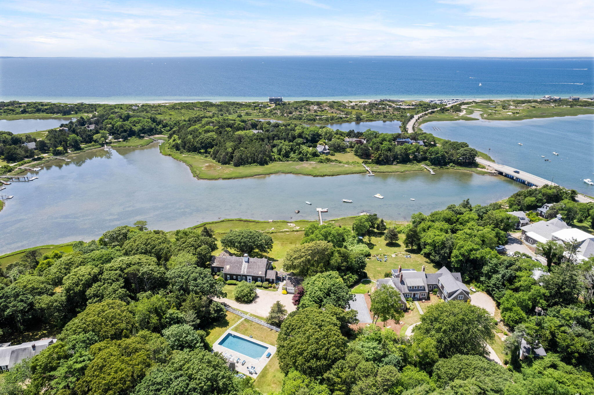 Chapoquoit Rd, Falmouth, MA 02540