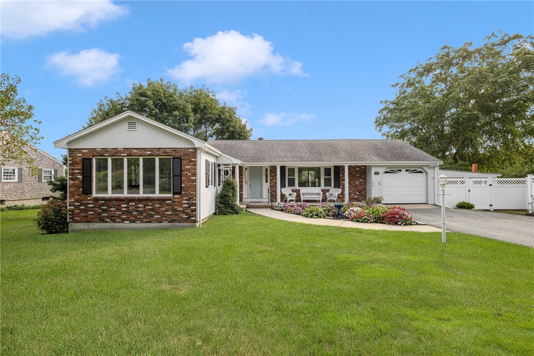 3rd Beach Rd, Middletown, RI 02842