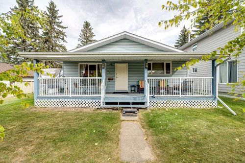 5005 43 St, Sylvan Lake, AB, T4S1C1 | Card Image