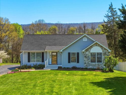 515 Hollingsworth Rd, Woodstock, VA, 22664-1901 | Card Image