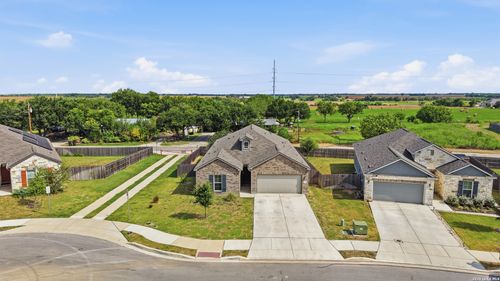 426 Axis Vly, Cibolo, TX, 78108-0108 | Card Image