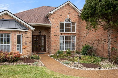 3131 Bruce Gardens Cir, Franklin, TN, 37064-4277 | Card Image