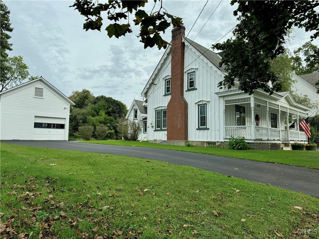 Maple Ave, Hamilton, NY 13346