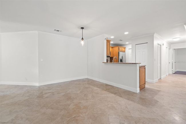 664 - 664 Arbor Lake Ln, Condo with 3 bedrooms, 2 bathrooms and null parking in TAMPA FL | Image 8