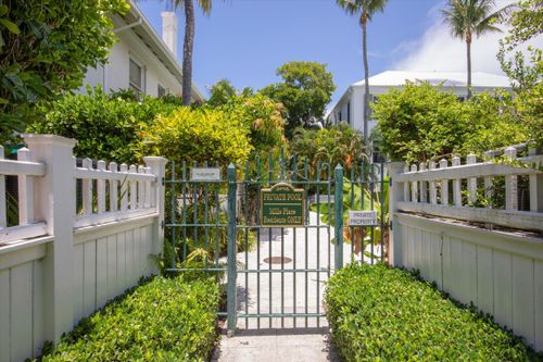 a-413 Emma St, Key West, FL, 33040-8305 | Card Image