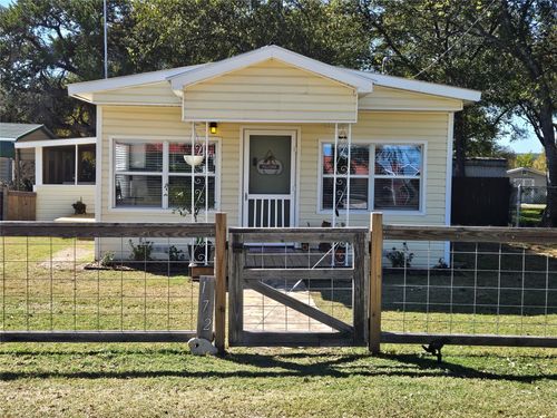 172 County Road 1313, Morgan, TX, 76671-3010 | Card Image