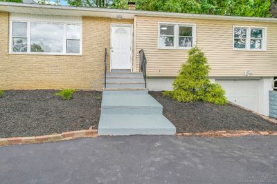 210 Forest Road, House other with 3 bedrooms, 1 bathrooms and null parking in West Haven CT | Image 2