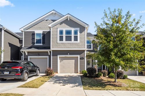 1211 Bigelow St, Charlotte, NC, 28269-3878 | Card Image