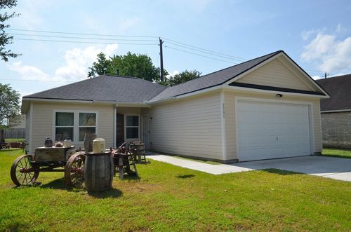 2203 Westwood Dr, Stafford, TX, 77477-6445 | Card Image