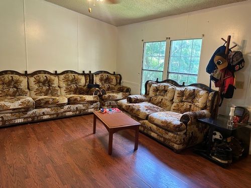 702 Cherrywood Ct, Ashland City, TN, 37015-2303 | Card Image