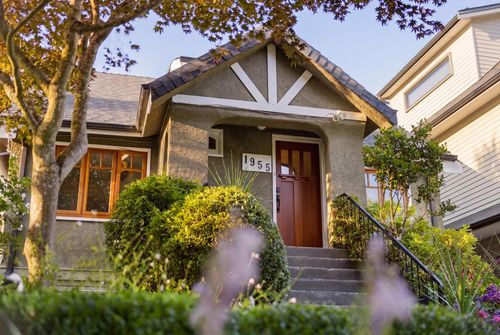 1955 E 8th Ave, Vancouver, BC, V5N1T9 | Card Image