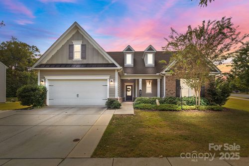 15925 Foreleigh Rd, Huntersville, NC, 28078-7571 | Card Image