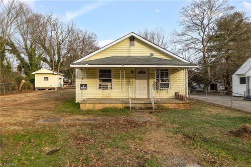 1911 Leight St, Winston Salem, NC, 27107-2471 | Card Image