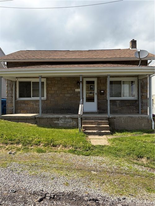 204 University, Verona, PA, 15147 | Card Image