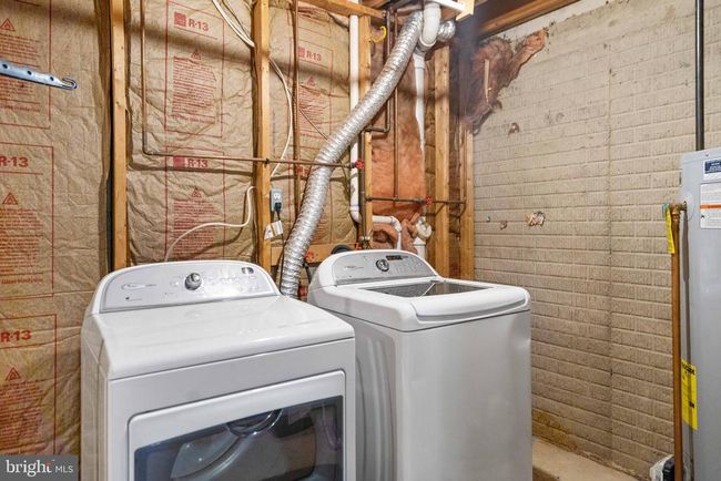 2568 Sylvan Moor Ln, Townhouse with 3 bedrooms, 4 bathrooms and null parking in WOODBRIDGE VA | Image 26