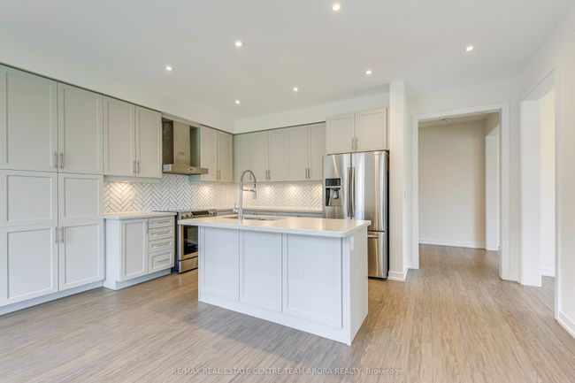 15 Dalecrest Rd, House other with 7 bedrooms, 6 bathrooms and 4 parking in Brampton ON | Image 12