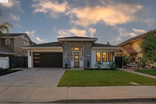 5590 Starboard Dr, Discovery Bay, CA, 94505-1204 | Card Image