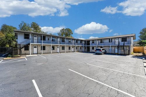 apt-206-3703 Harmon Ave, Austin, TX, 78705-1840 | Card Image