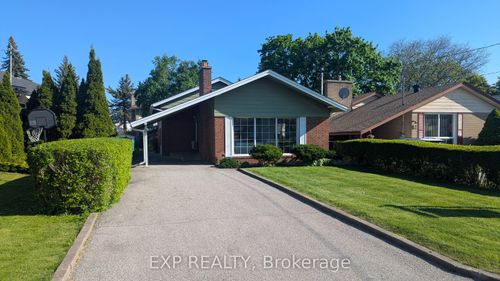 56 Gage Ave, Scarborough, ON, M1J1T8 | Card Image