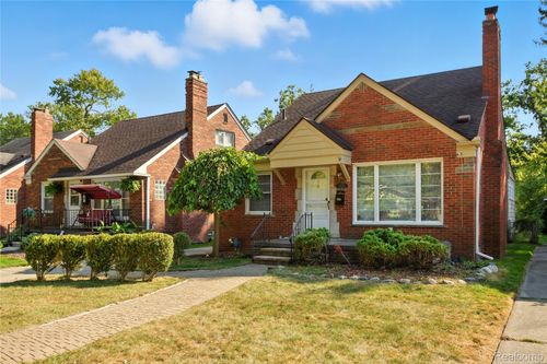 20522 Woodmont St, Harper Woods, MI, 48225-1867 | Card Image