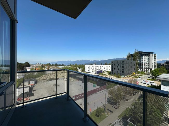 Balcony with a mountain view | Image 12
