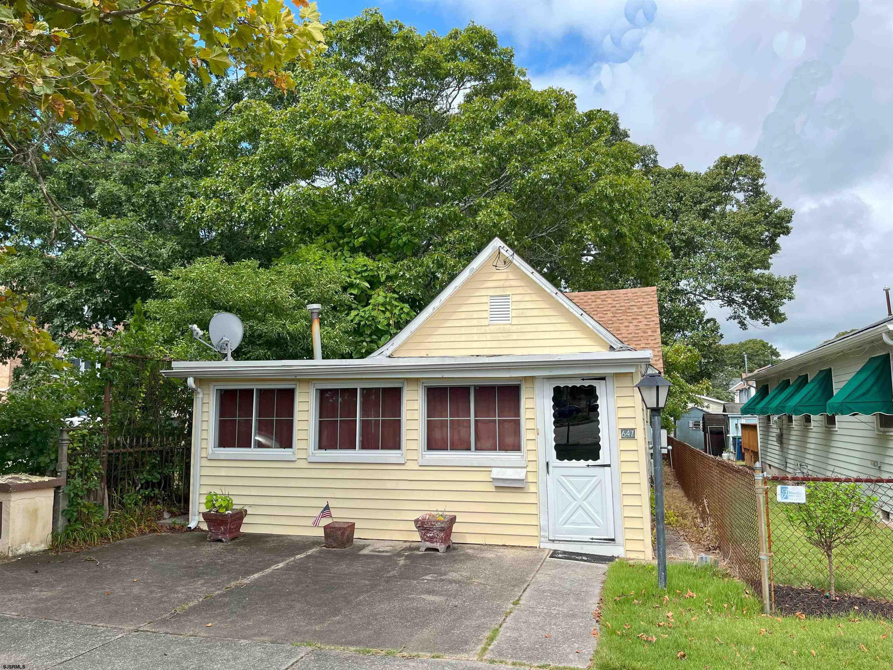 1st St, Somers Point, NJ 08244