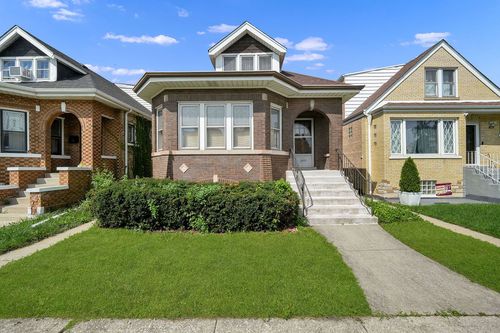 6142 S Kildare Ave, Chicago, IL, 60629-4906 | Card Image