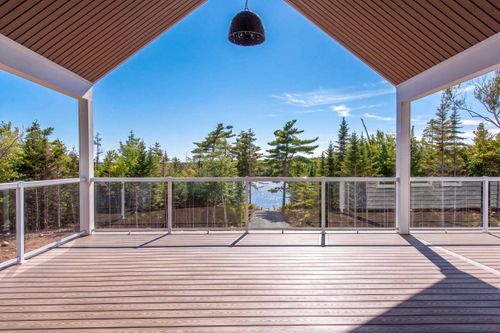 357 Canoe Cres, House with 5 bedrooms, 4 bathrooms and 5 parking in Hammonds Plains NS | Card Image
