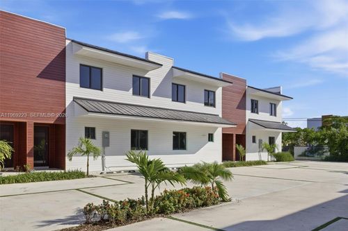 unit-3-936 Nw 10th St, Florida City, FL, 33034-1935 | Card Image