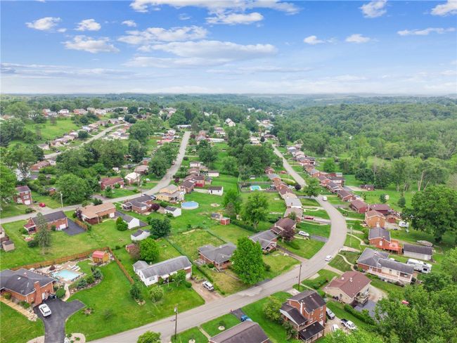 23 Corbett Ave, House other with 3 bedrooms, 2 bathrooms and 2 parking in Hempfield Twp - WML PA | Image 32