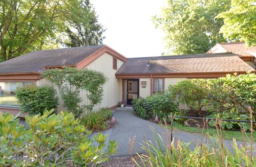 a-665 Heritage Vlg, Southbury, CT, 06488-1547 | Card Image