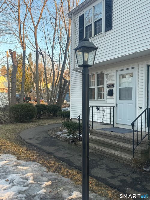 f-103 Kohanza St, Danbury, CT, 06811-4406 | Card Image