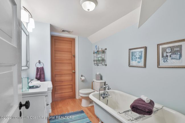 Bathroom - 3rd floor | Image 34