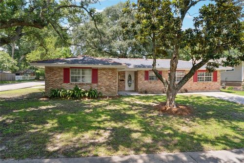 6200 Stratford Pl, New Orleans, LA, 70131-7324 | Card Image