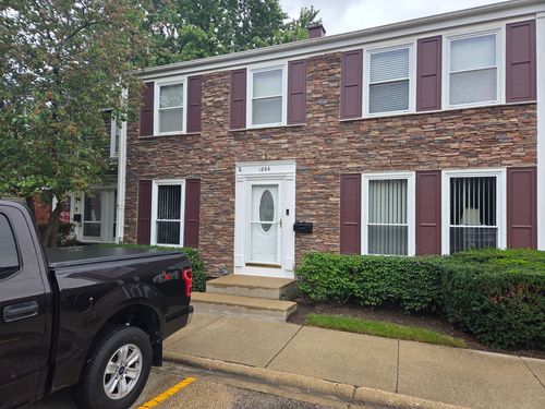 1866 Wellington Pl, Hoffman Estates, IL, 60169-2551 | Card Image