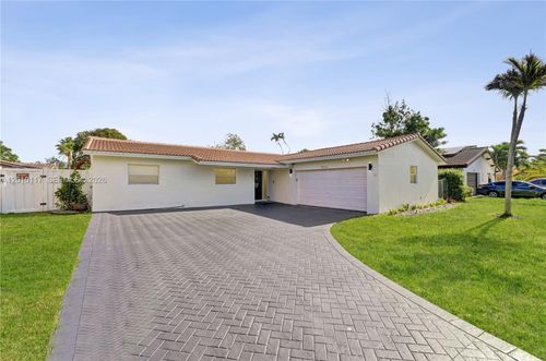 7511 Nw 41st St, Coral Springs, FL, 33065 | Card Image