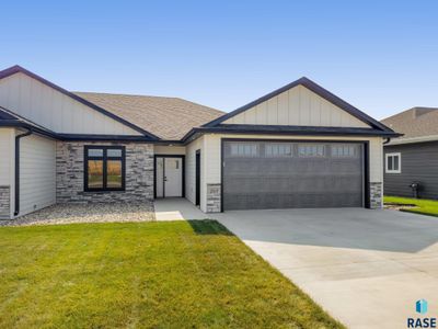 207 Duck Trl, House other with 2 bedrooms, 1 bathrooms and null parking in Hartford SD | Image 1