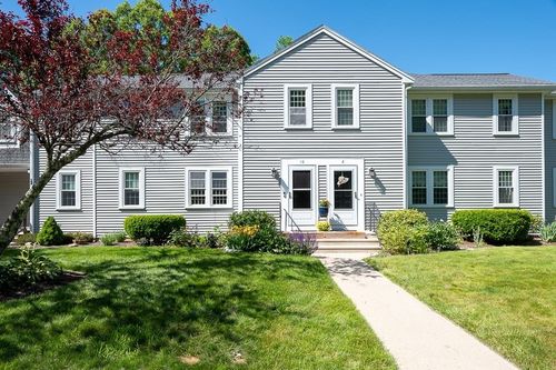 10-10 Eagle Dr, Douglas, MA, 01516-2354 | Card Image