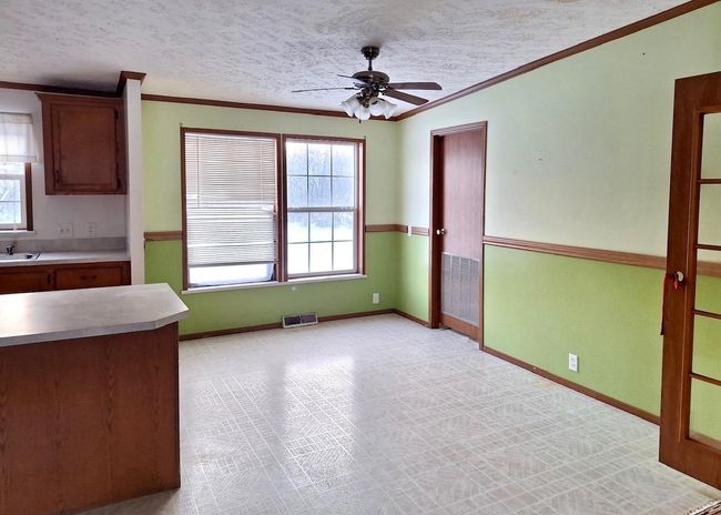 617 Highway 123 W, House other with 4 bedrooms, 2 bathrooms and null parking in Sandstone MN | Image 5
