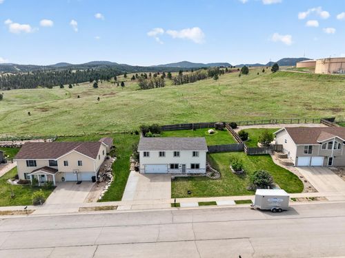 3409 Roughlock Ln, Spearfish, SD, 57783-9561 | Card Image