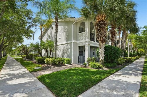 15599 Latitude Dr, BONITA SPRINGS, FL, 34135-8516 | Card Image