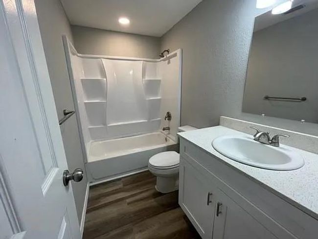 APT-8 - 1300 N Live Oak St, House other with 3 bedrooms, 2 bathrooms and null parking in Rockport TX | Image 13