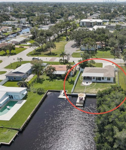 265 96th Ave N, St Petersburg, FL, 33702-2523 | Card Image
