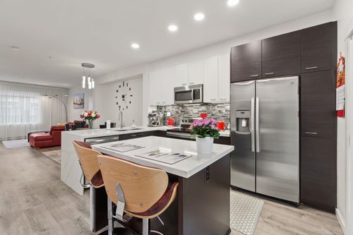 72-3010 Riverbend Dr, Coquitlam, BC, V3C0B8 | Card Image